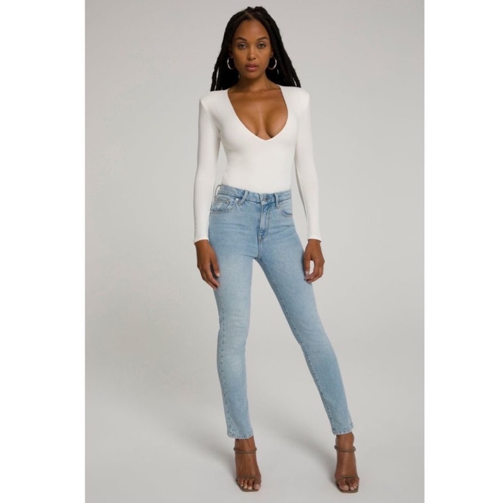 Good American "Good Classic" Jeans in BLUE 508